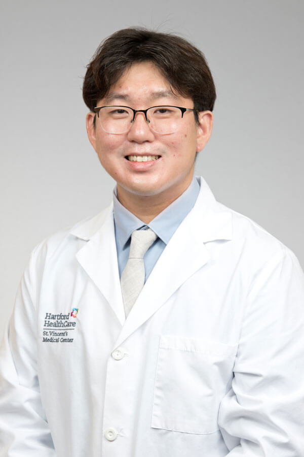 Headshot of Li Jung