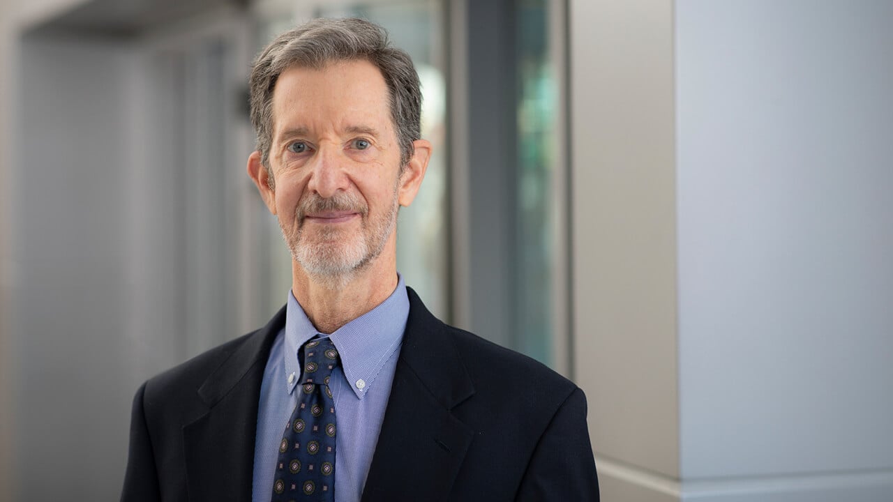 Headshot of Scott Williams